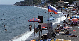 Tourist season 2025 in occupied Crimea: queues, internet shutdown, high prices, and fear of attacks
