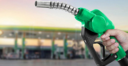 Crimea without gasoline: strikes on oil refineries, vouchers, and the black market for fuel